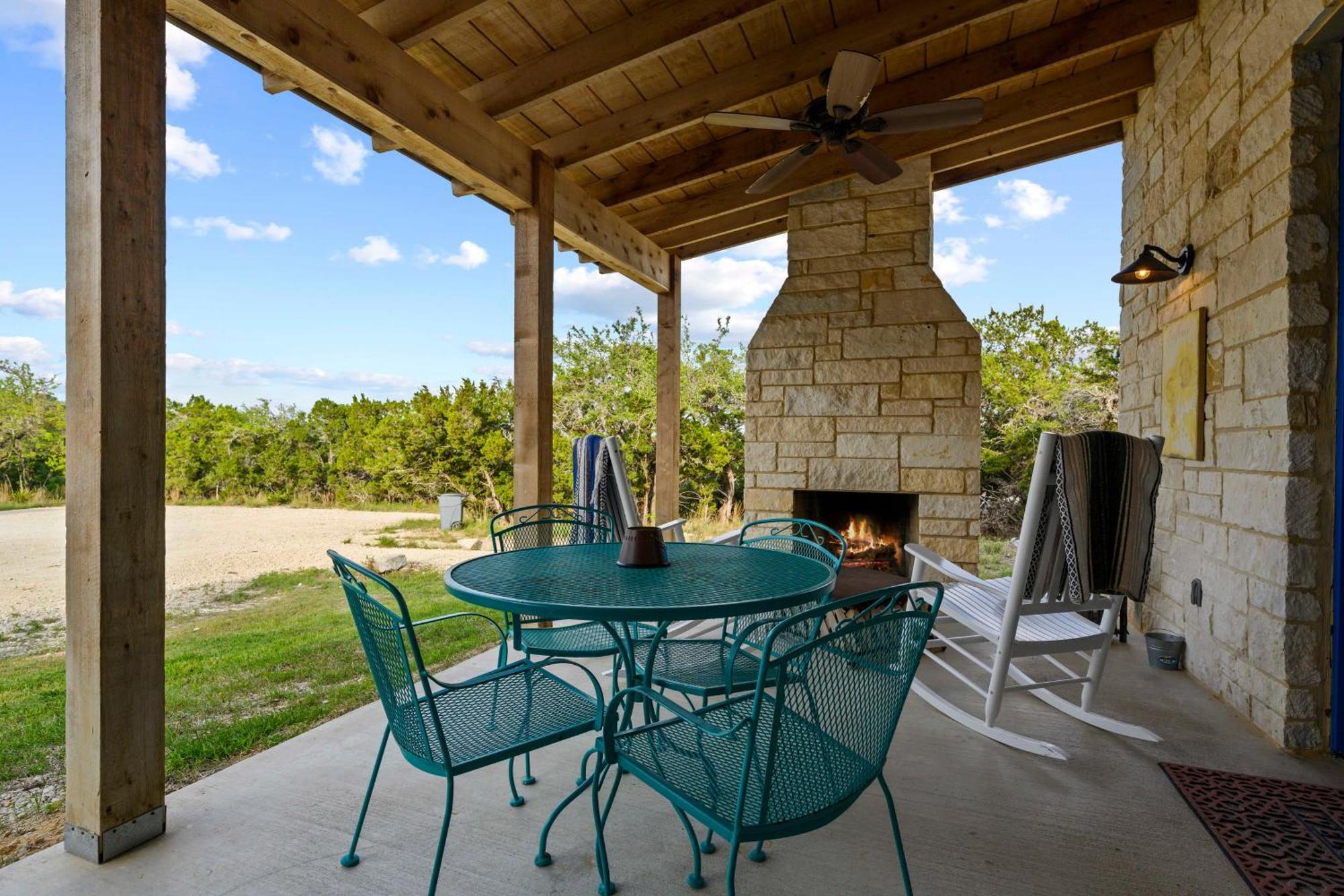 Вілла Hill Country Casitas Дріппінґ-Спрінґс Екстер'єр фото